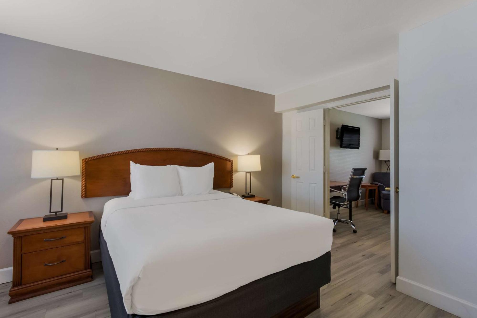 Surestay Plus Hotel By Best Western Tempe University Zewnętrze zdjęcie