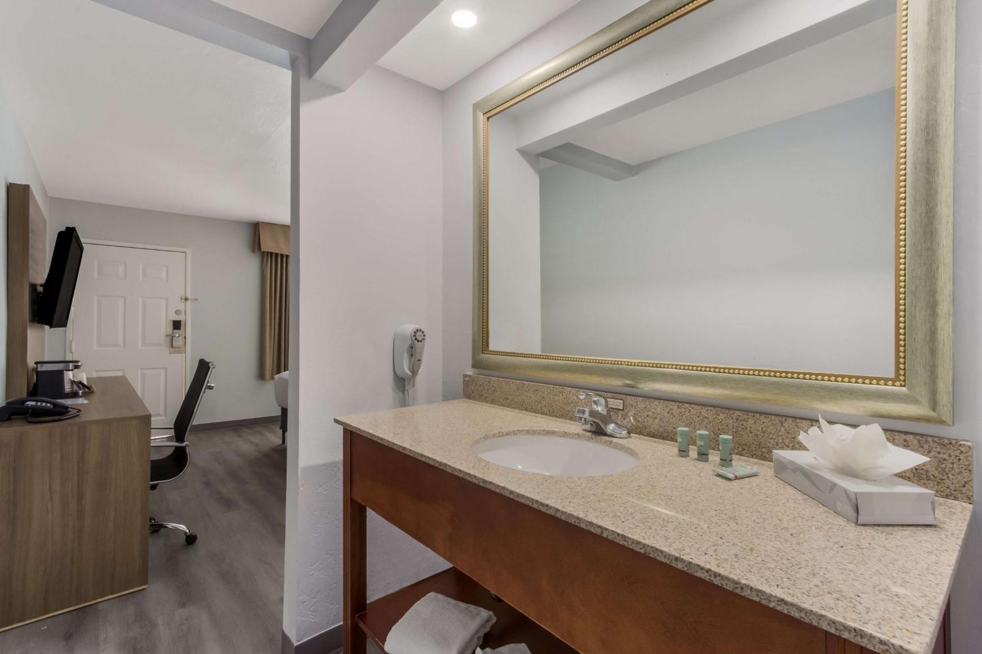 Surestay Plus Hotel By Best Western Tempe University Zewnętrze zdjęcie