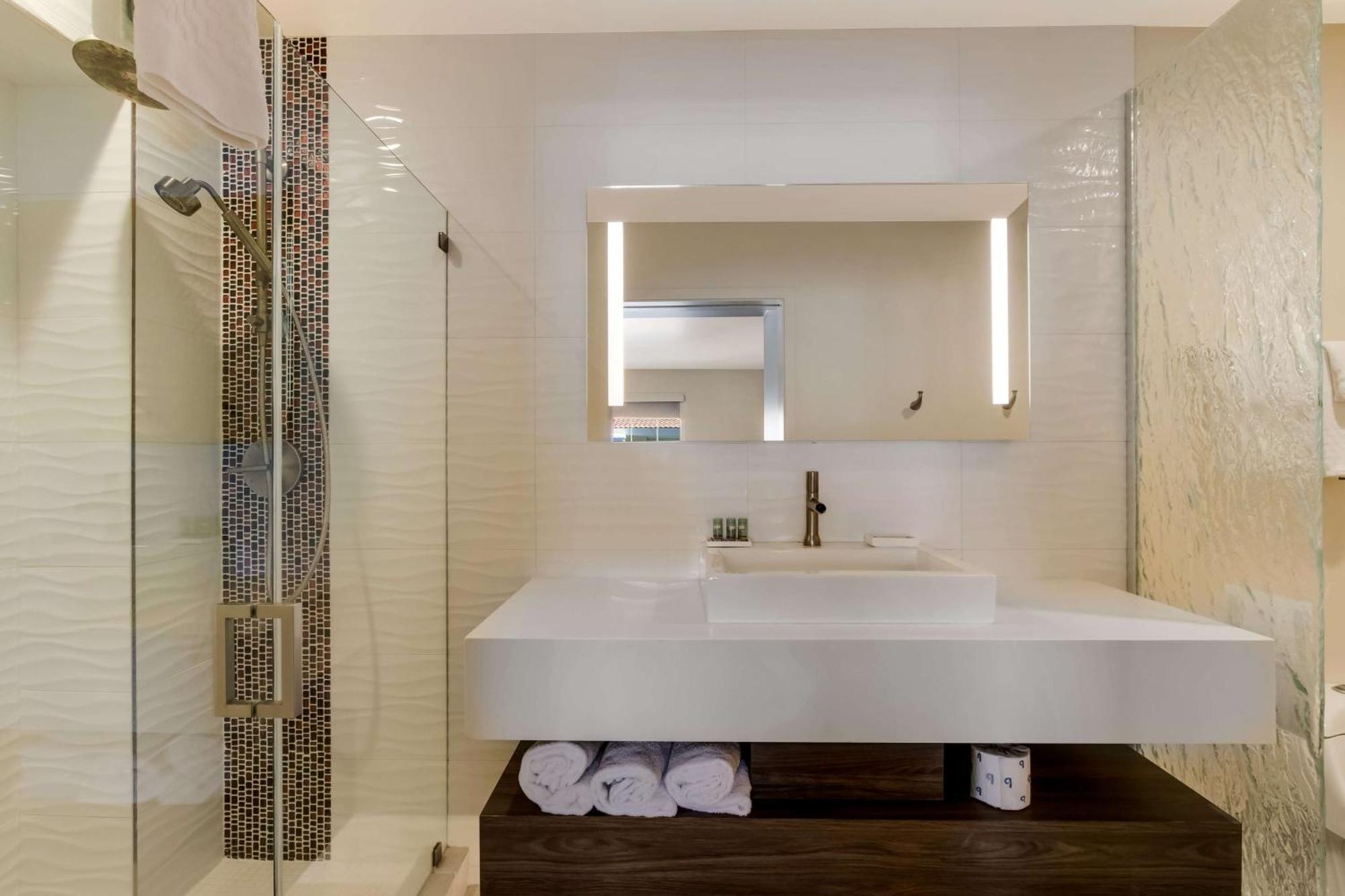 Surestay Plus Hotel By Best Western Tempe University Zewnętrze zdjęcie