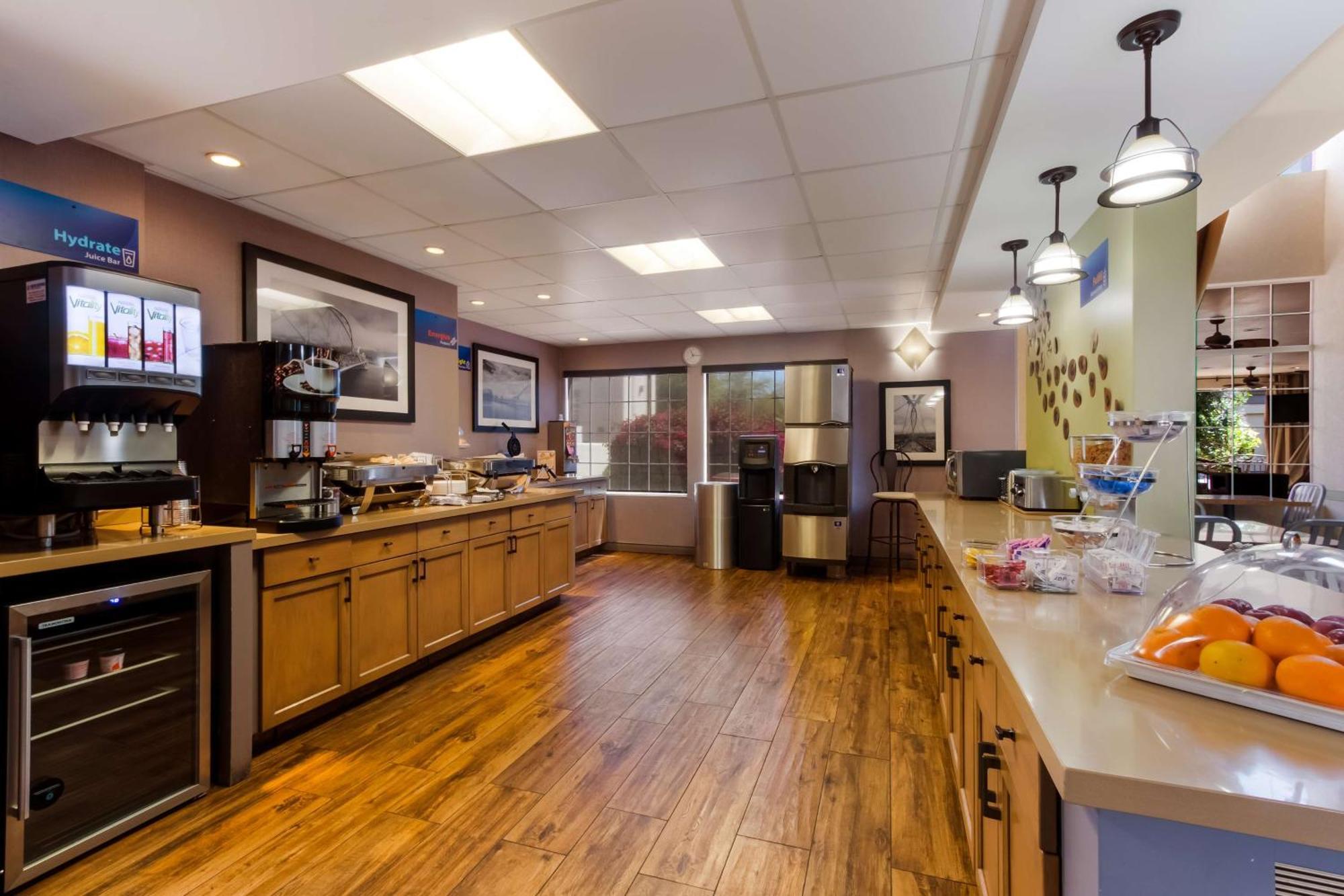 Surestay Plus Hotel By Best Western Tempe University Zewnętrze zdjęcie